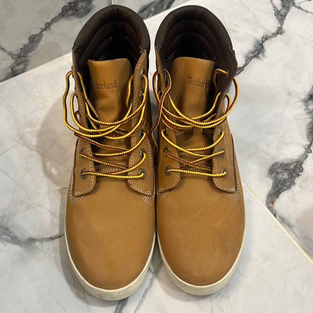 Women’s Timberland boots size 9.5